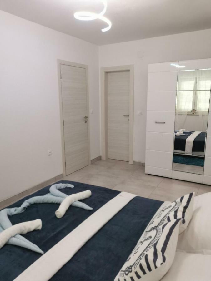 Vila Zdenka Novi Vinodolski Exterior foto