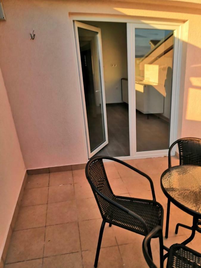 Vila Zdenka Novi Vinodolski Exterior foto